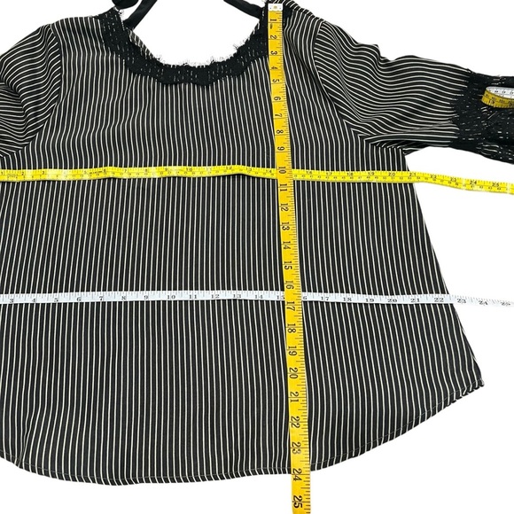 THML Blouse Womens Medium Black White Strip Lace 3/4 Sleeve Velvet Back Tie - Picture 5 of 16